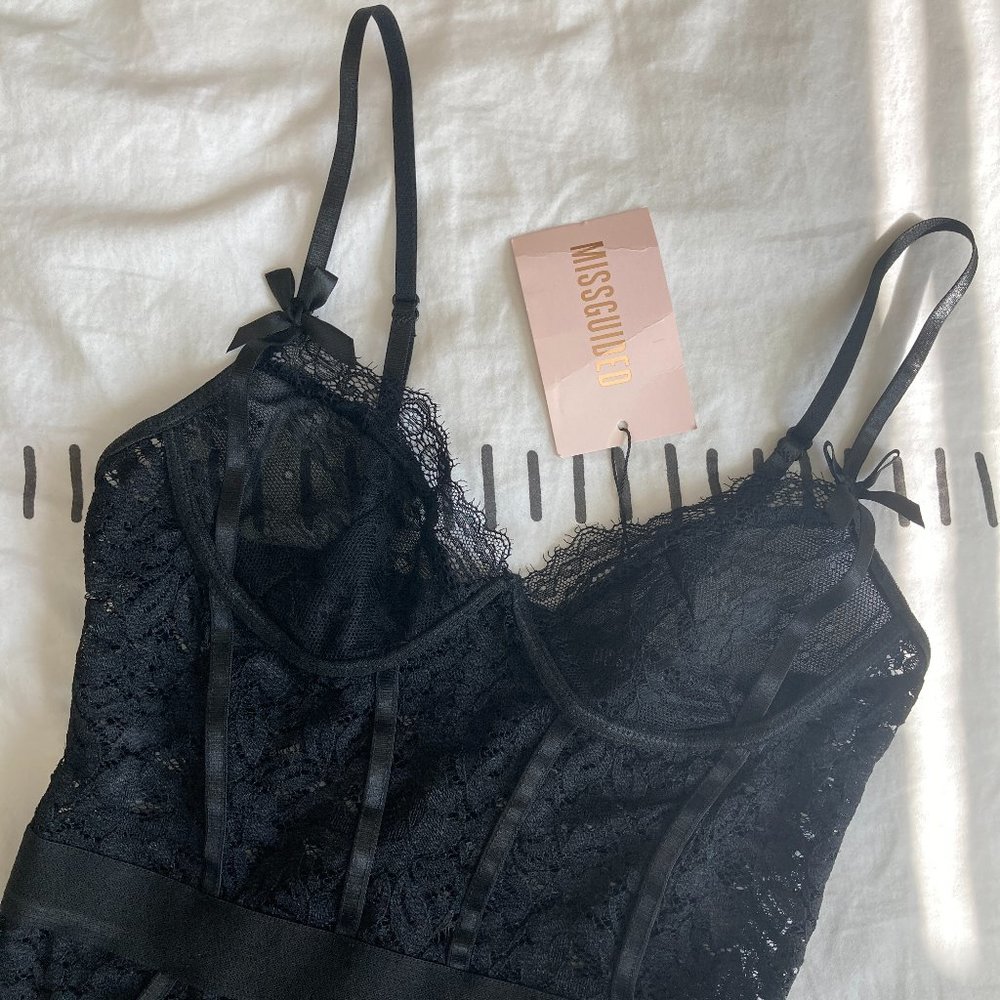 NWT Missguided Lace Bodysuit